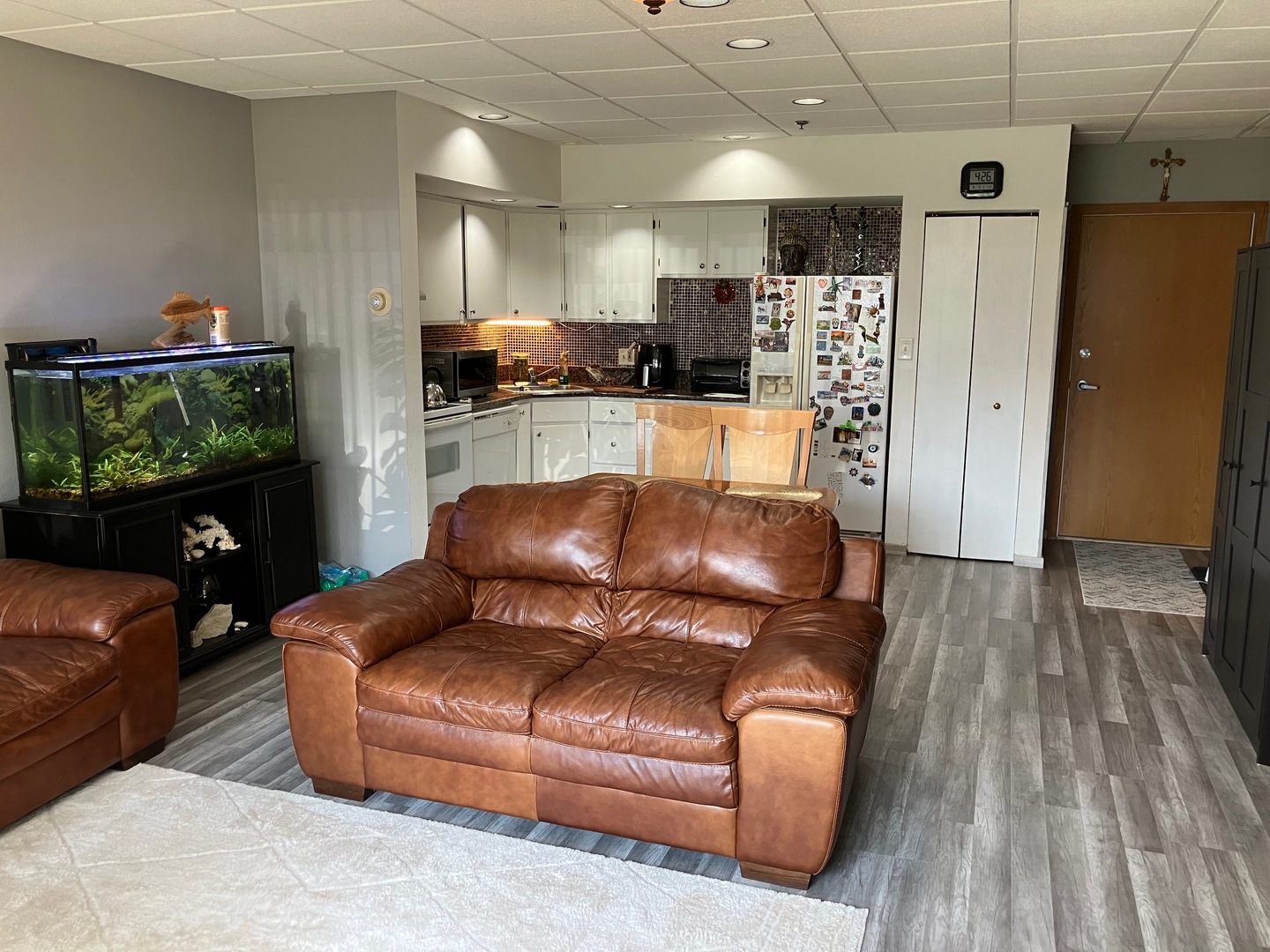 9514 Lawrence Avenue #2105, Schiller Park, IL 60176