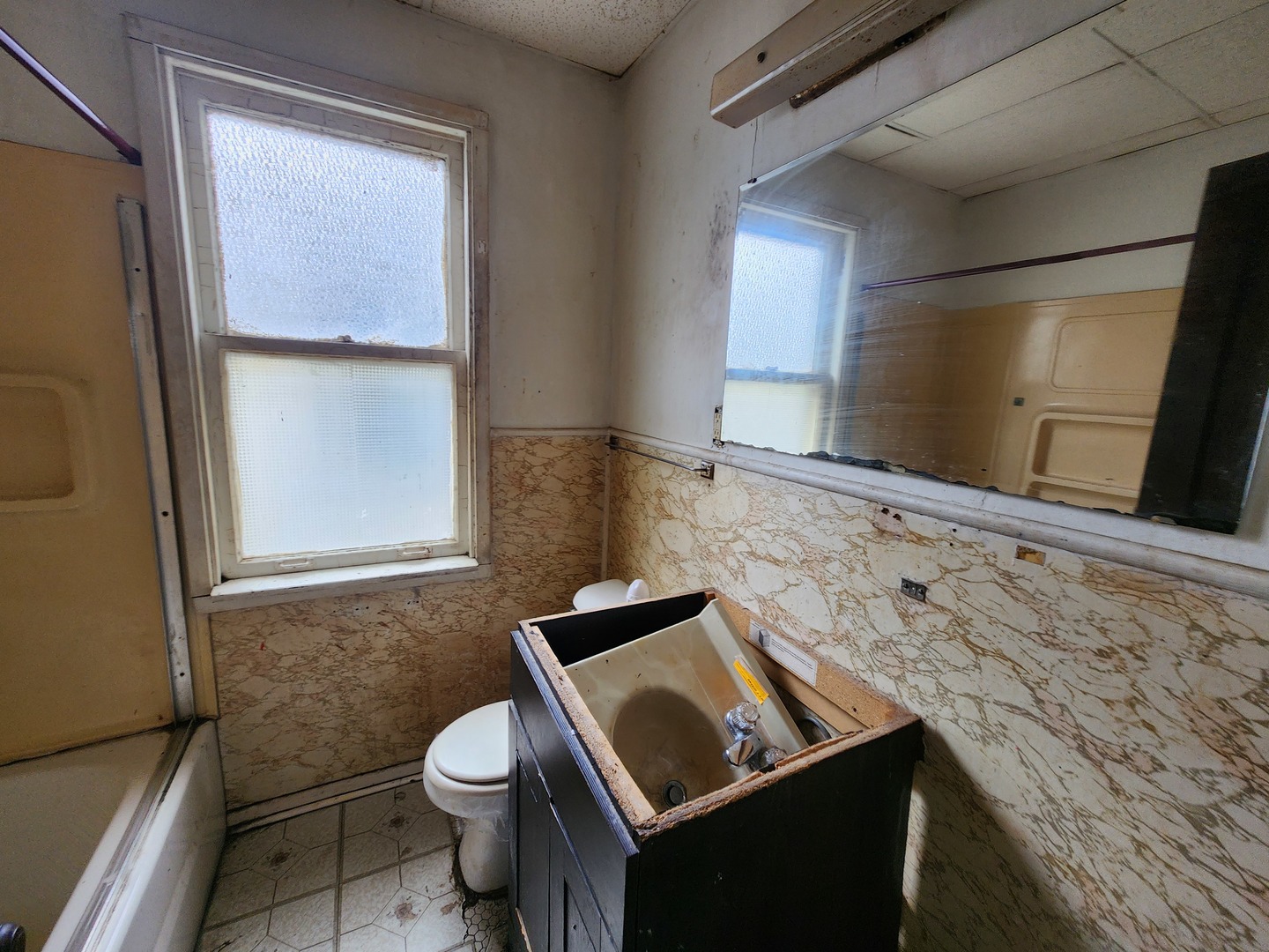54 E 137th Place, Riverdale, IL 60827