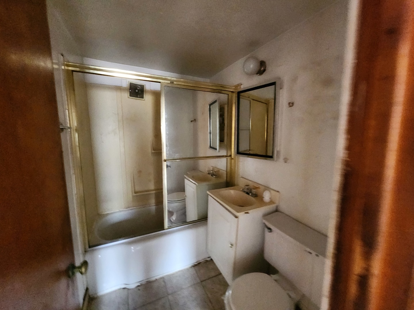 54 E 137th Place, Riverdale, IL 60827