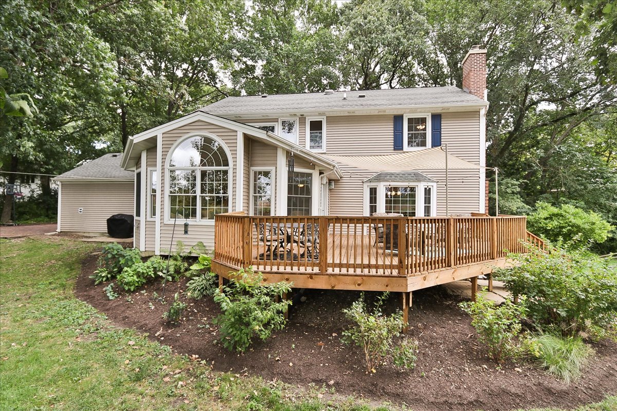 547 Lakeview Court, Bartlett, IL 60103