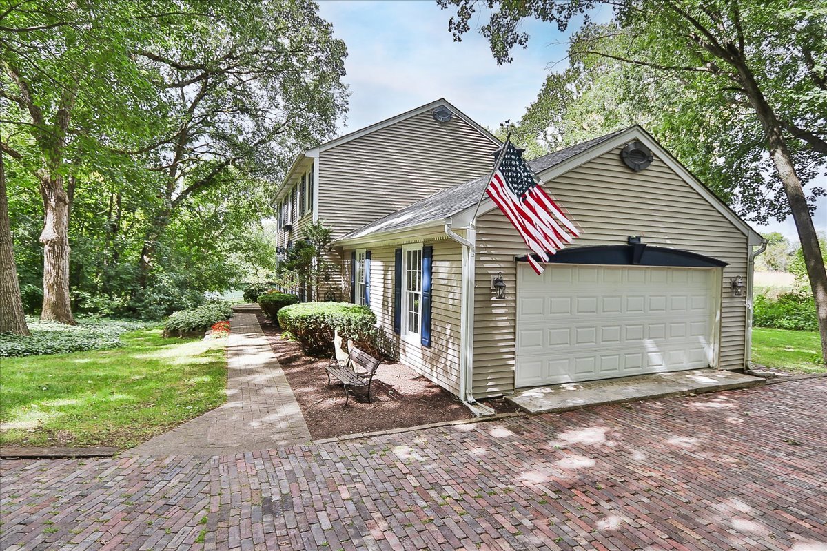 547 Lakeview Court, Bartlett, IL 60103