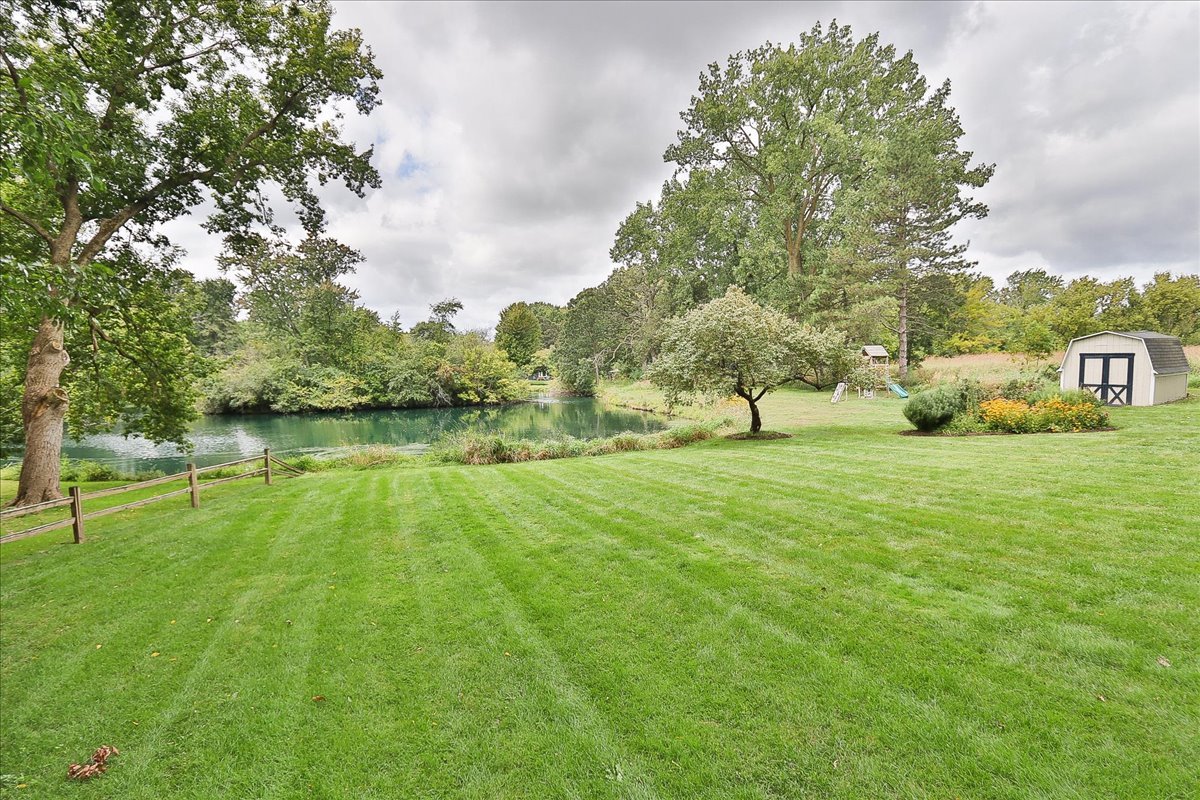 547 Lakeview Court, Bartlett, IL 60103