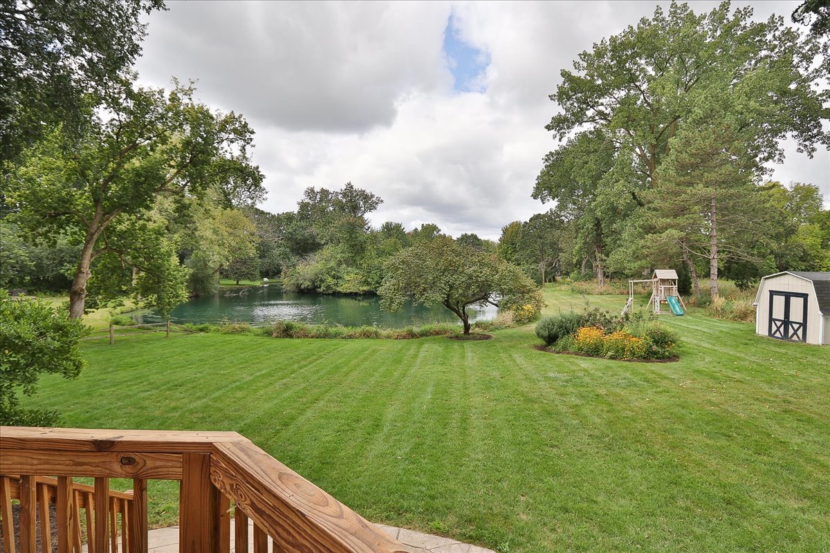547 Lakeview Court, Bartlett, IL 60103