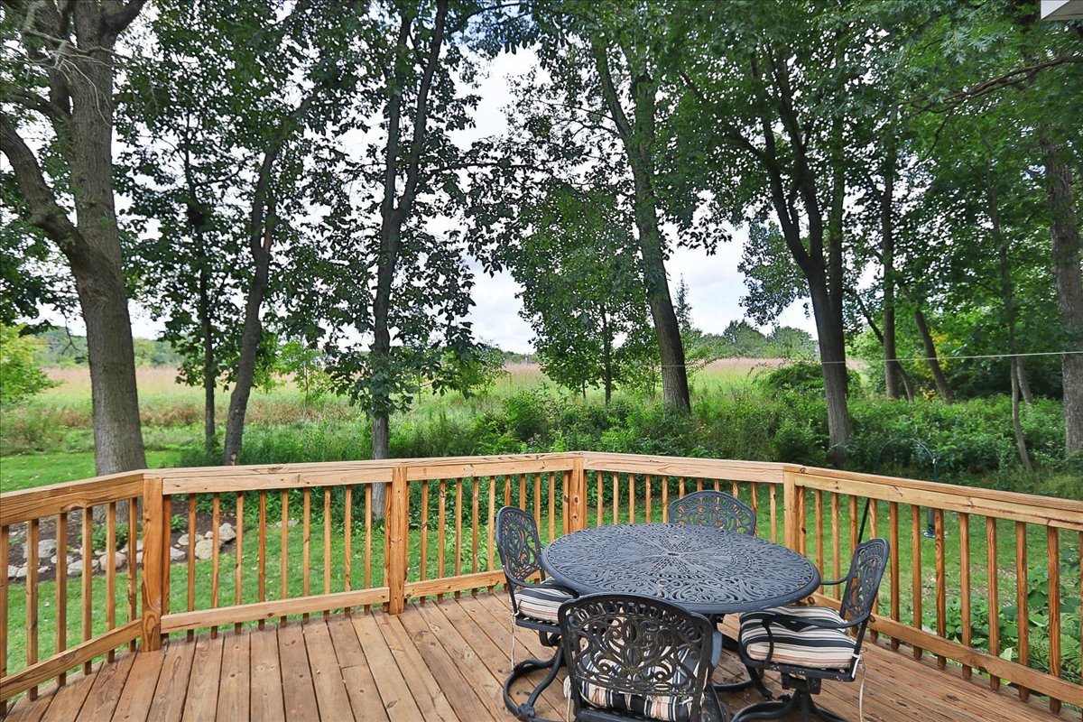 547 Lakeview Court, Bartlett, IL 60103