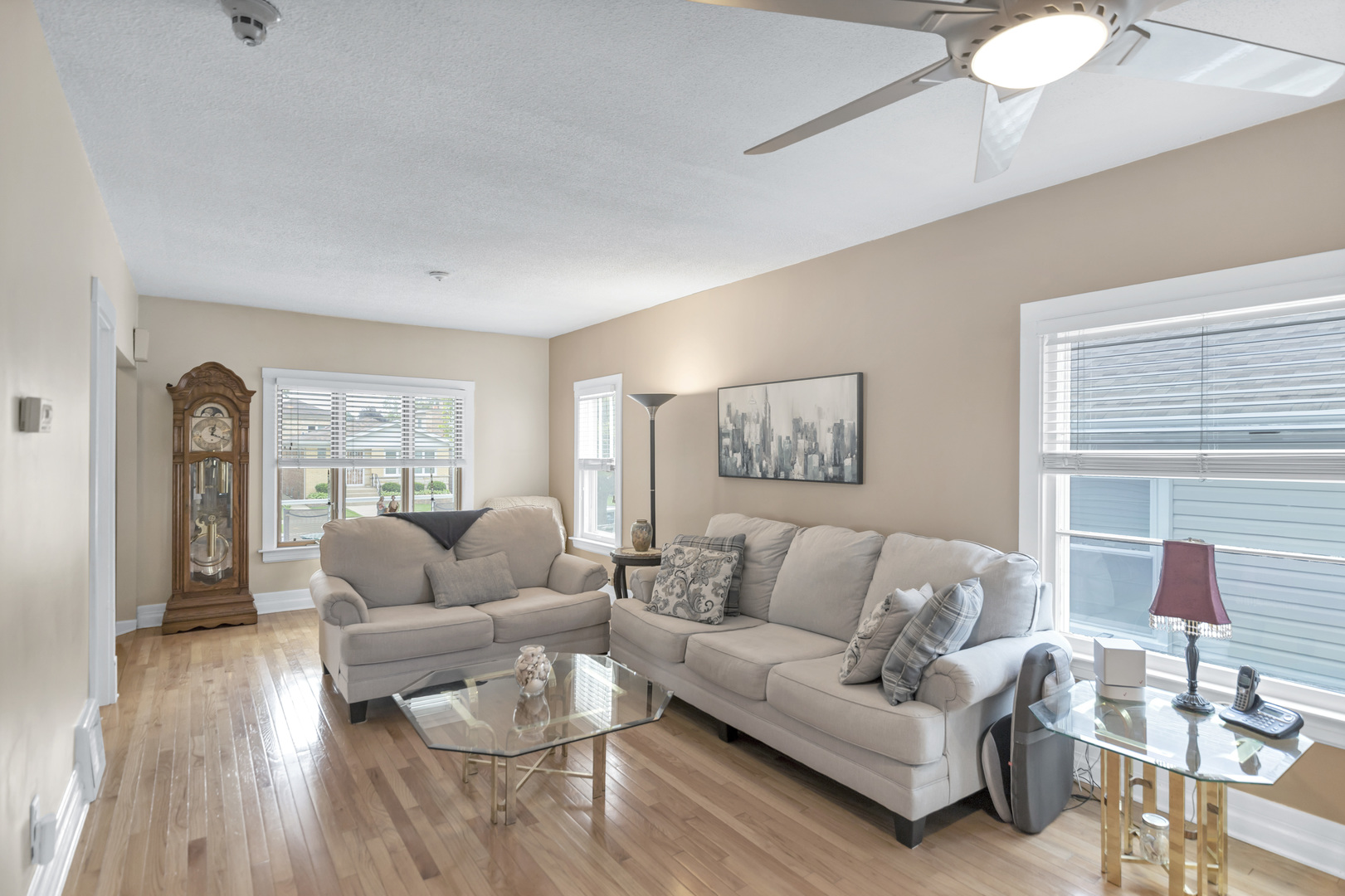 3437 N Overhill Avenue, Chicago, IL 60634