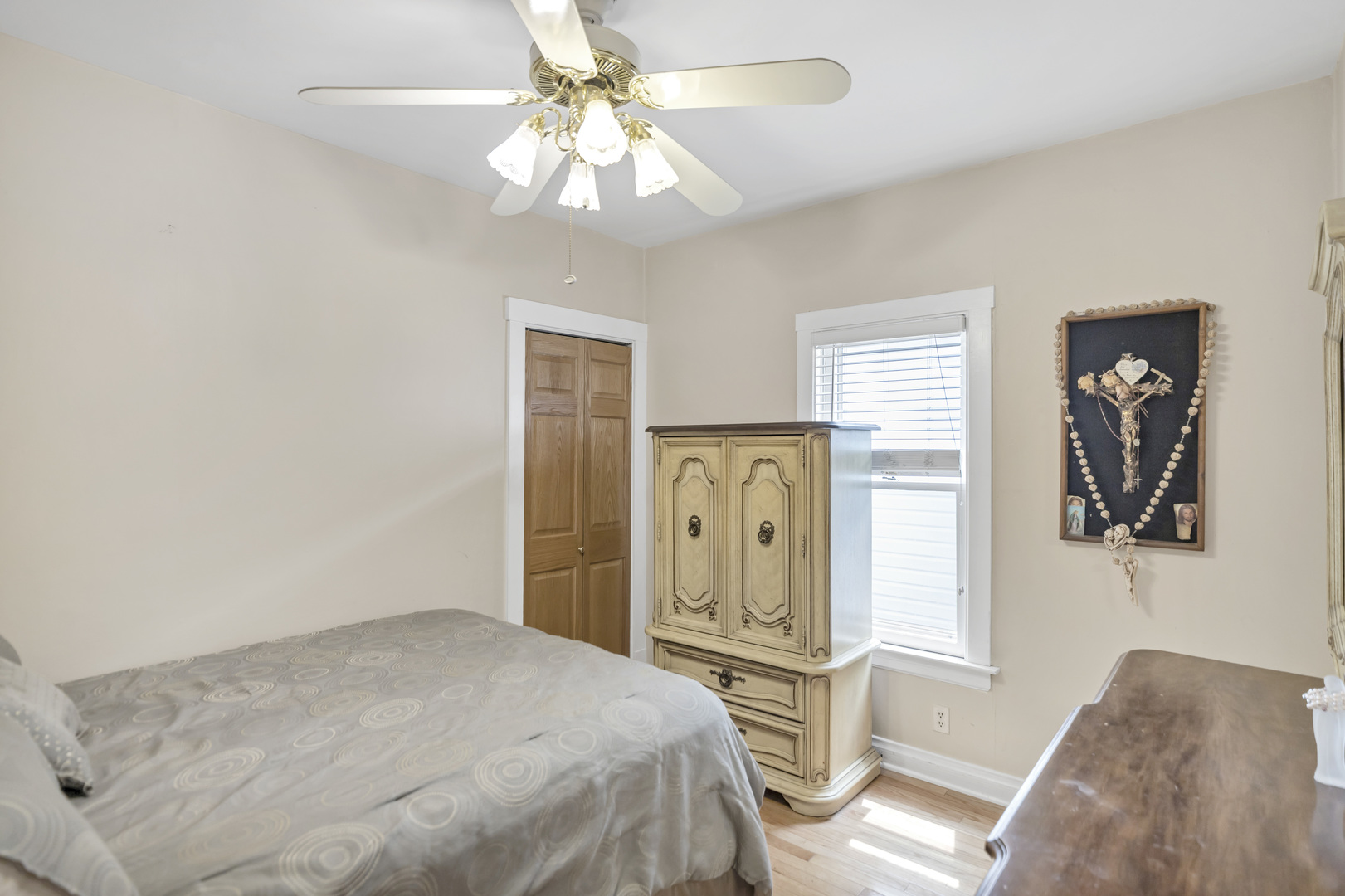 3437 N Overhill Avenue, Chicago, IL 60634