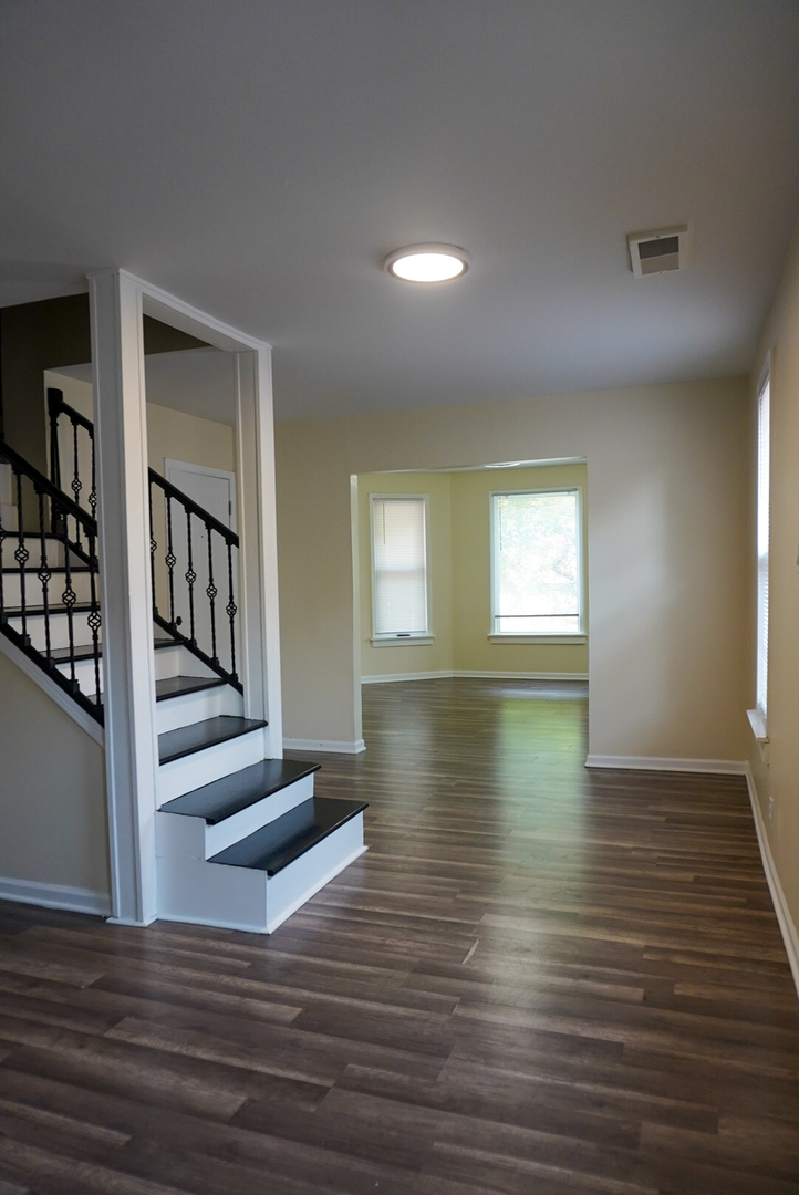 420 N Lockwood Avenue, Chicago, IL 60644