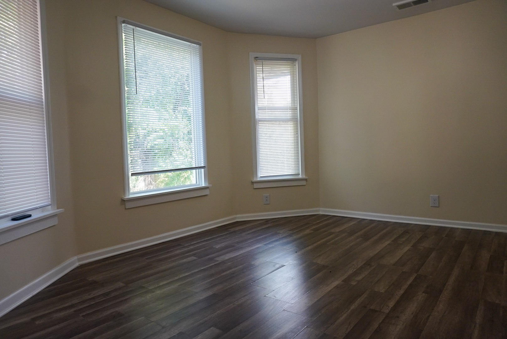 420 N Lockwood Avenue, Chicago, IL 60644