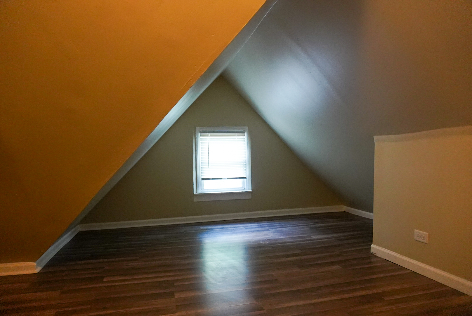 420 N Lockwood Avenue, Chicago, IL 60644
