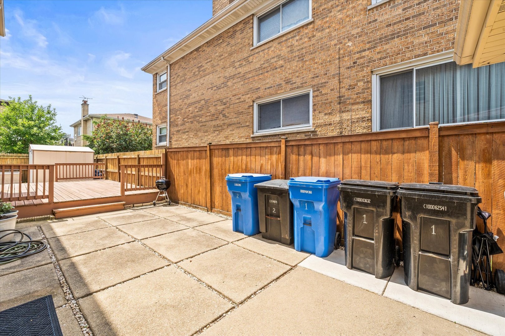 8423 W Wilson Avenue, Chicago, IL 60656