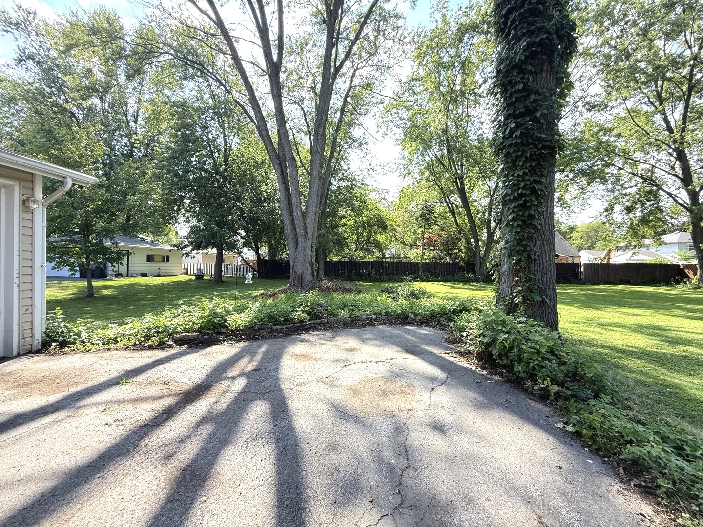 300 Brownell Street, Thornton, IL 60476