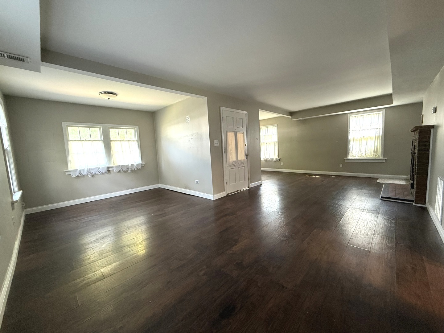 300 Brownell Street, Thornton, IL 60476