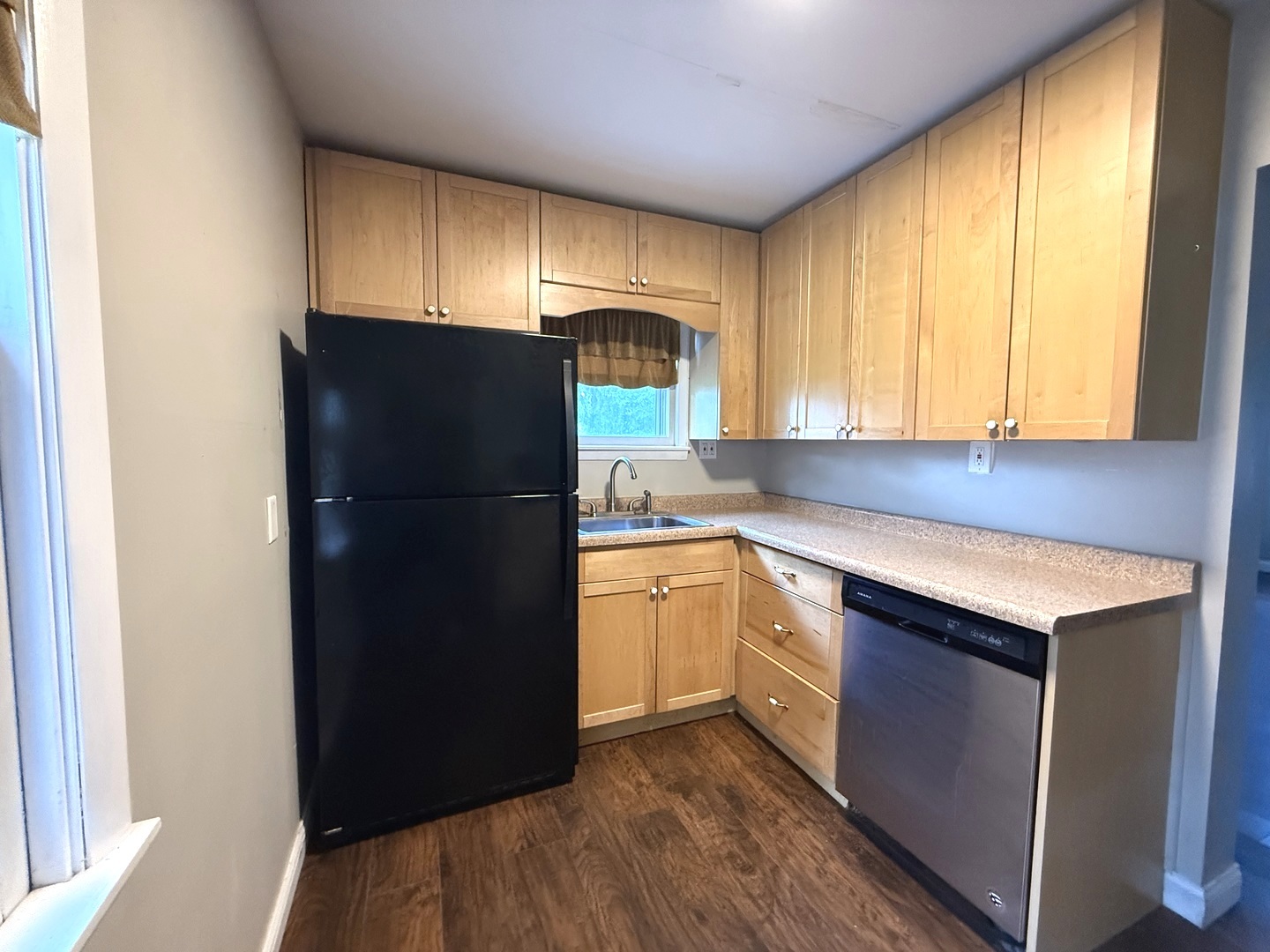 300 Brownell Street, Thornton, IL 60476