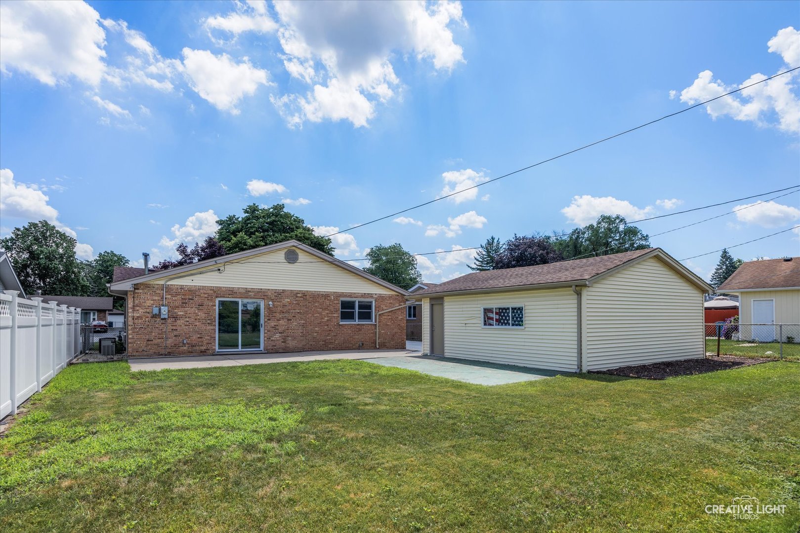 13116 Fairway Drive, Crestwood, IL 60418
