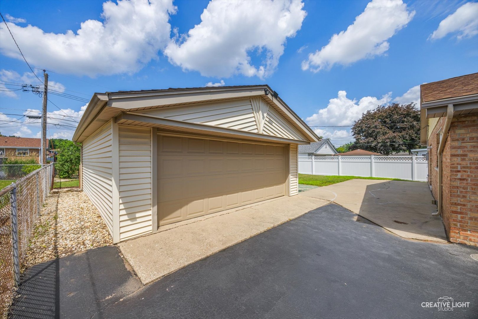 13116 Fairway Drive, Crestwood, IL 60418