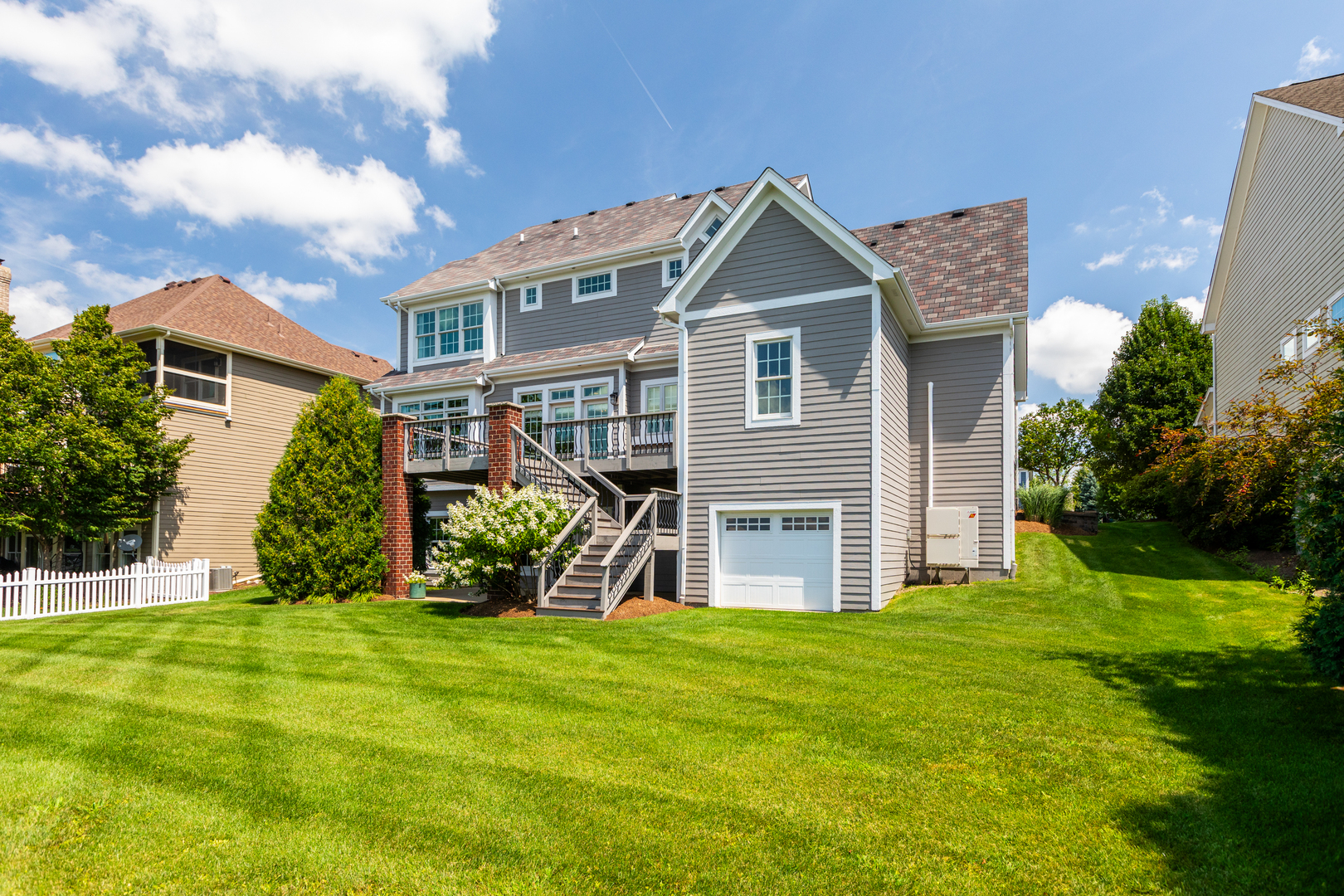 111 Goldenrod Drive, Sugar Grove, IL 60554