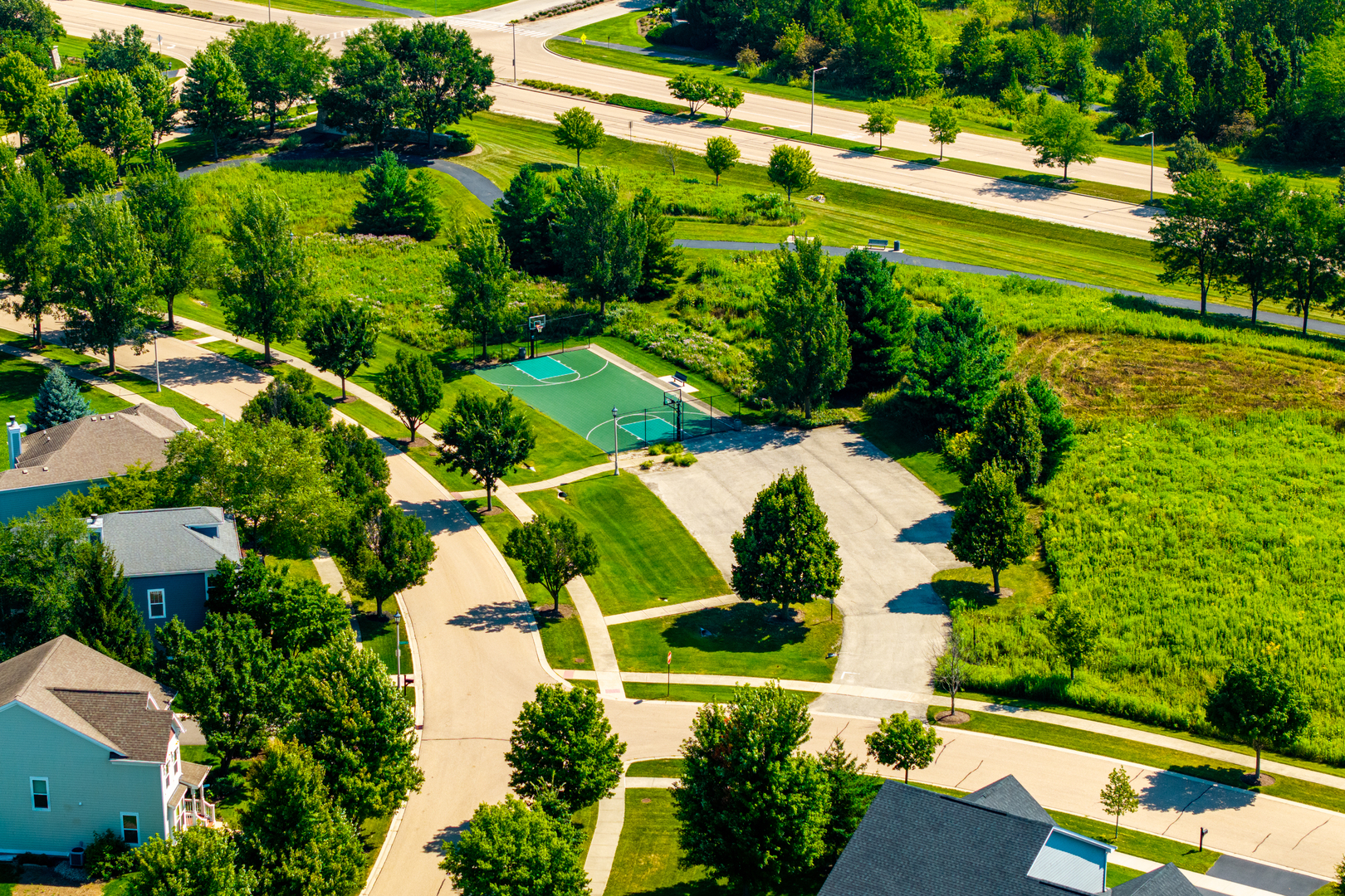 111 Goldenrod Drive, Sugar Grove, IL 60554