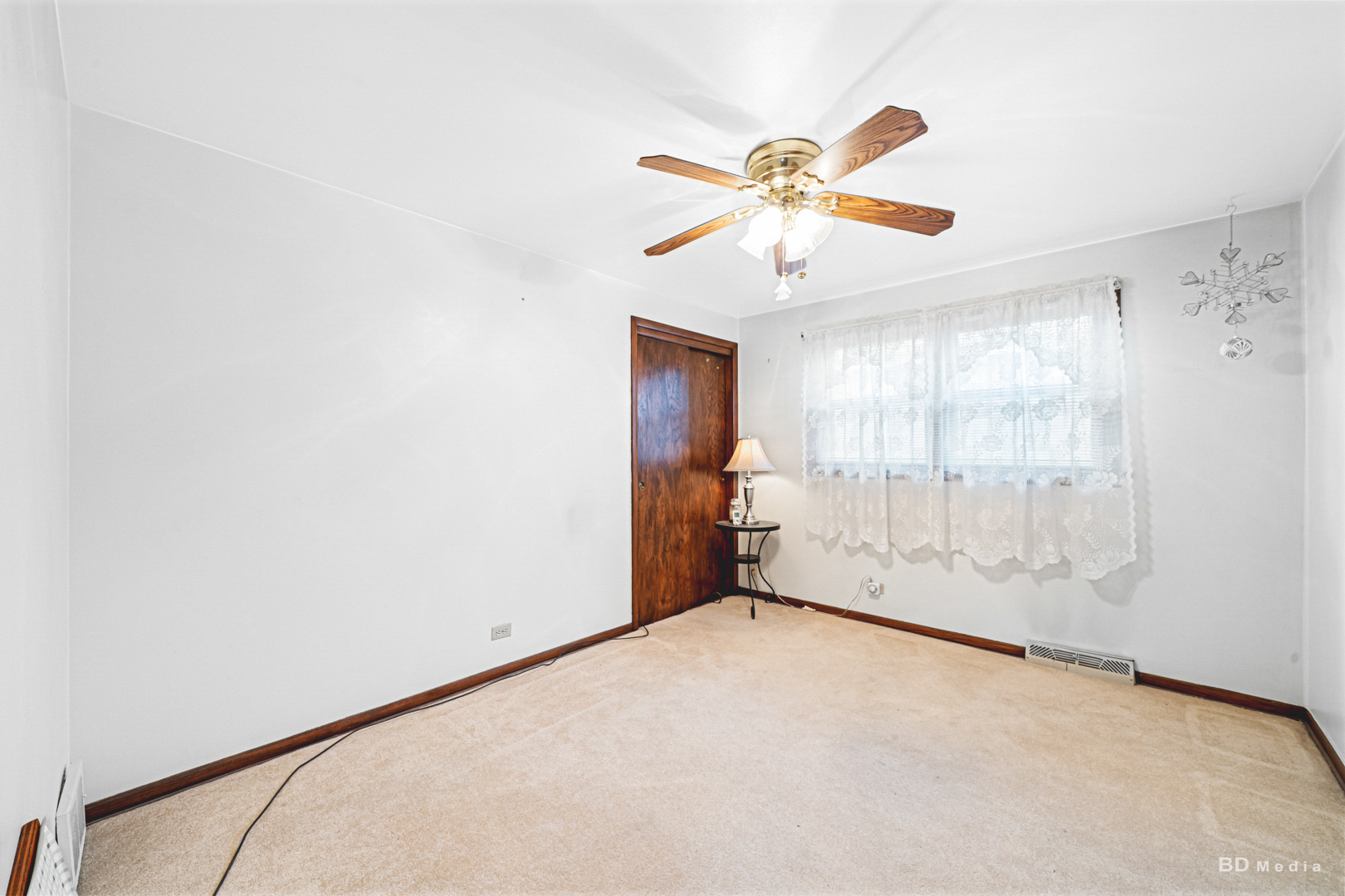 5118 S Melvina Avenue, Chicago, IL 60638