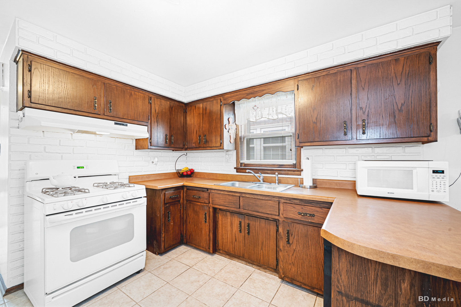 5118 S Melvina Avenue, Chicago, IL 60638