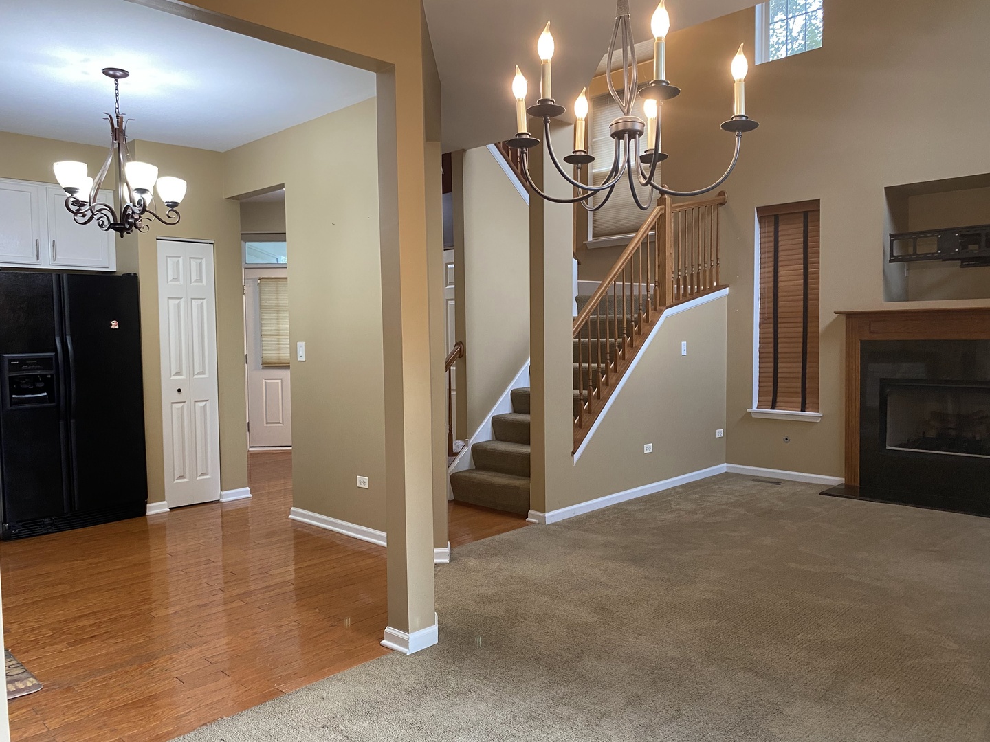 2824 White Thorn Circle, Naperville, IL 60564