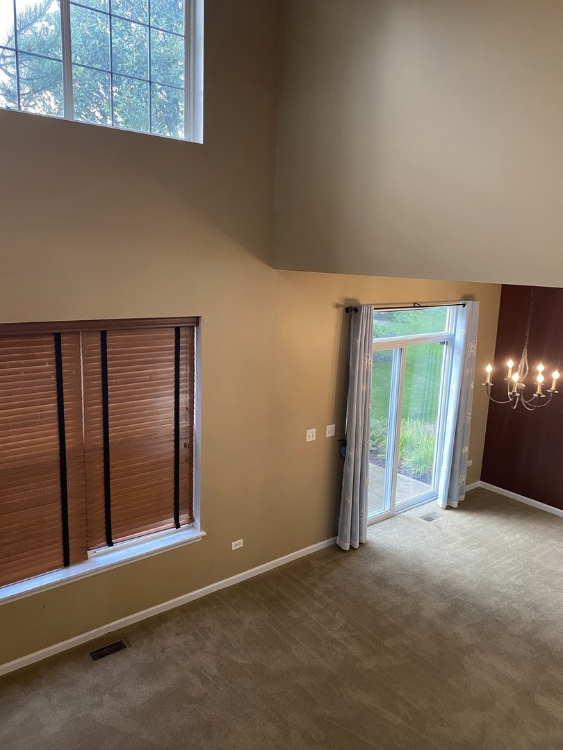 2824 White Thorn Circle, Naperville, IL 60564