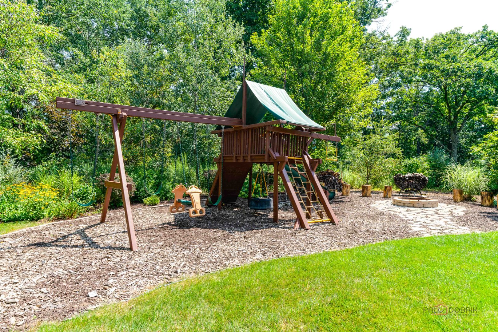 28585 Ashford Court, Lake Bluff, IL 60044