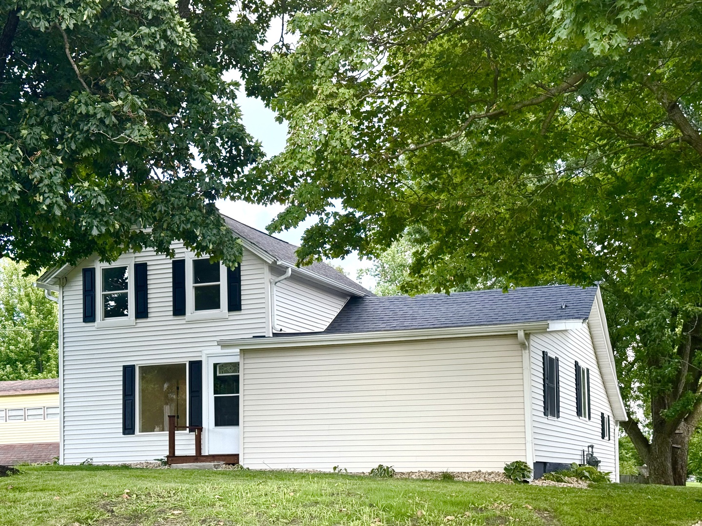191 Peru Street, Paw Paw, IL 61353