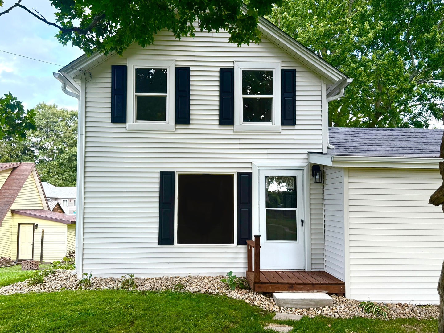 191 Peru Street, Paw Paw, IL 61353