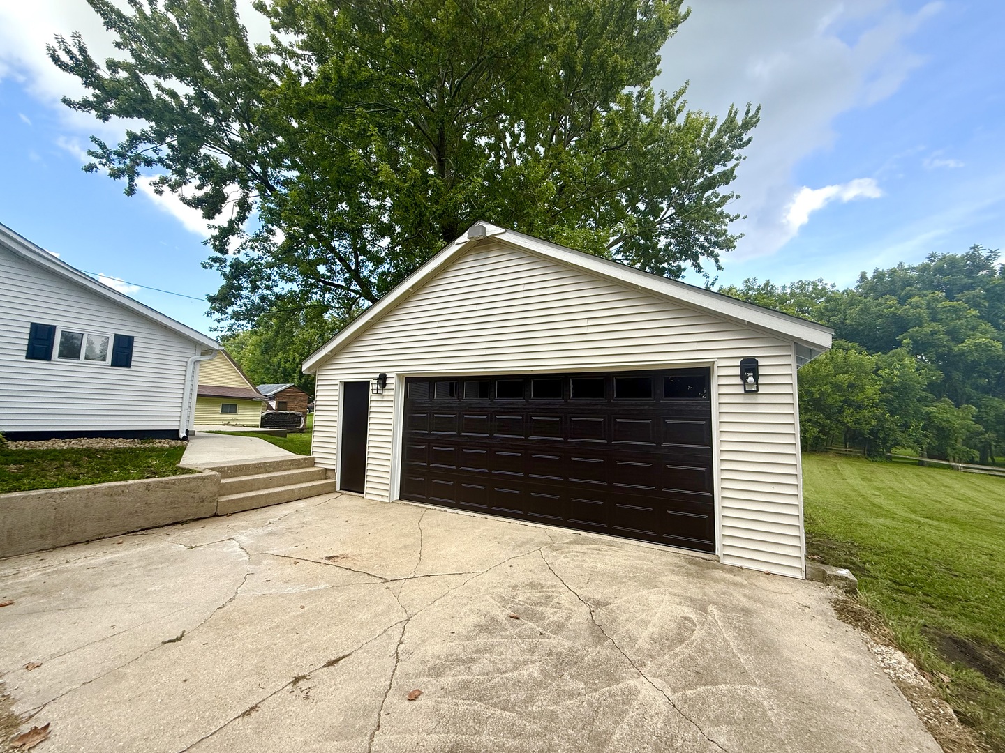 191 Peru Street, Paw Paw, IL 61353