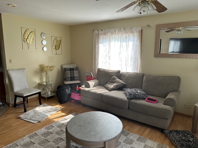 6316 W 83RD Place, Burbank, IL 60459