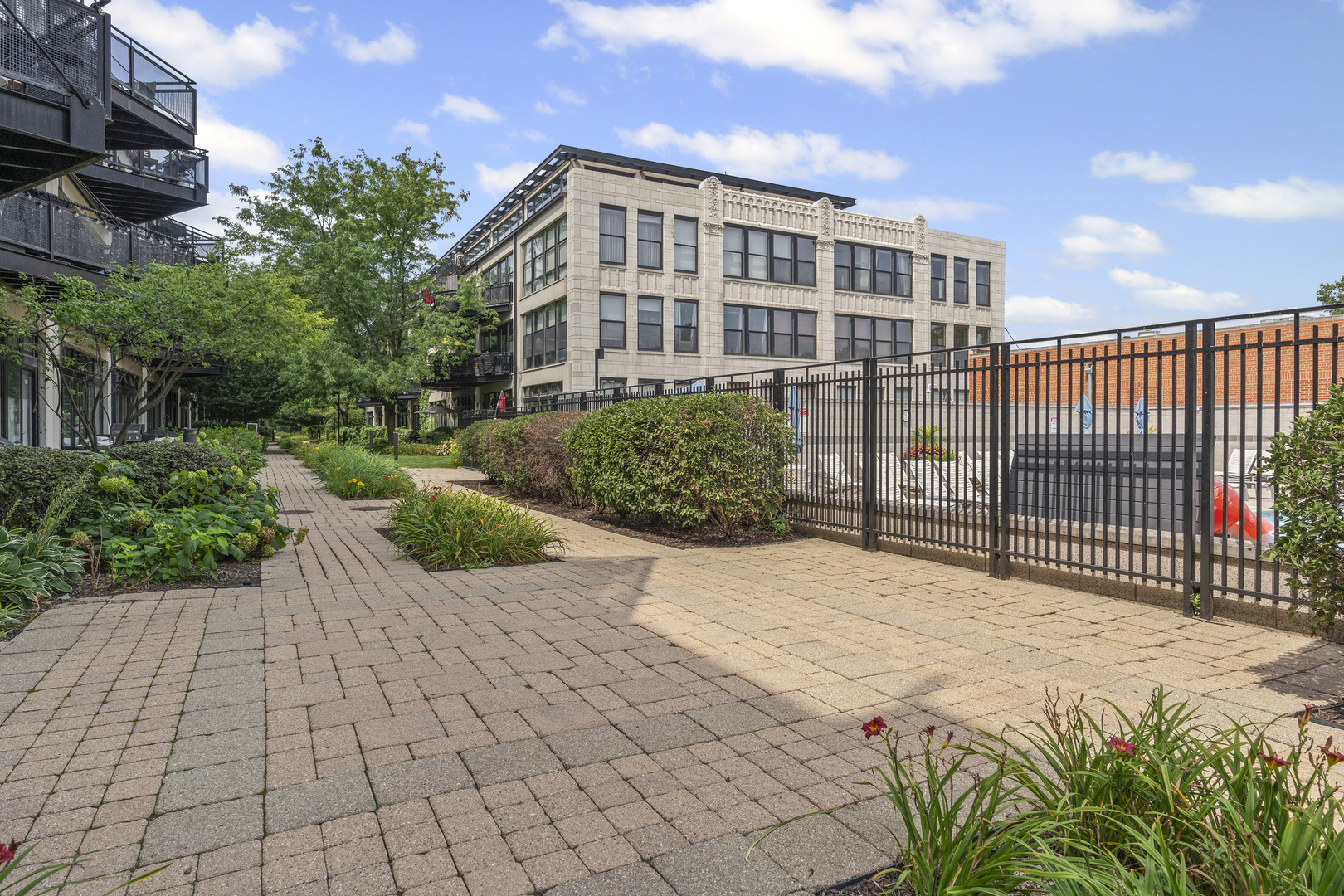 1070 W 15th Street #147, Chicago, IL 60608