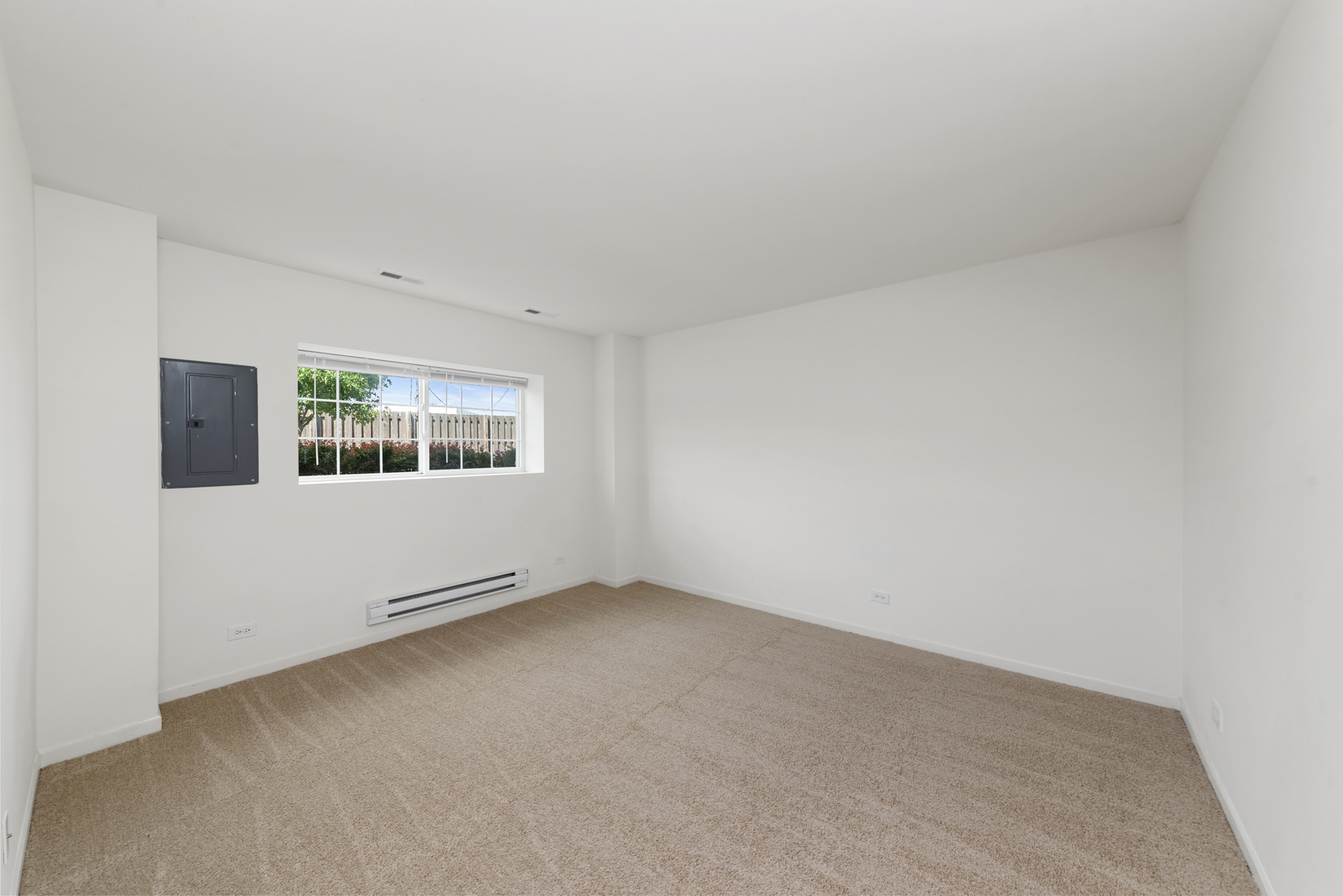 2305 Upland Road, Pingree Grove, IL 60140