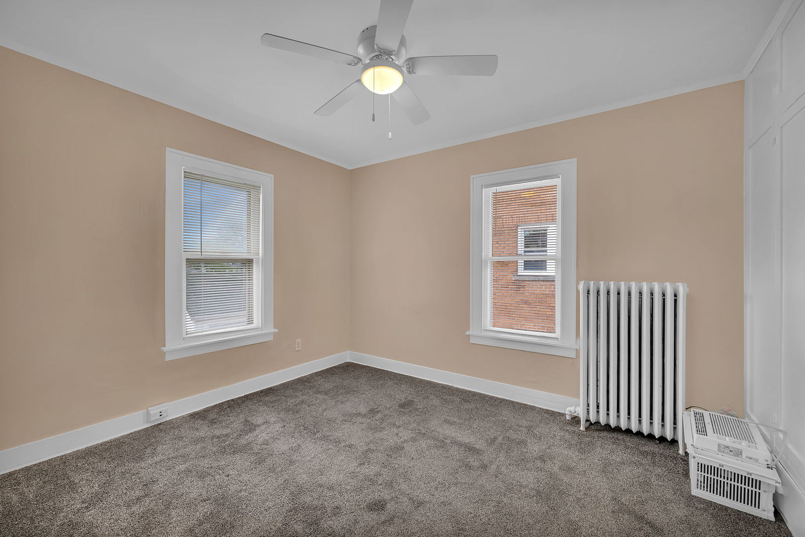 621 Raub Street, Joliet, IL 60435
