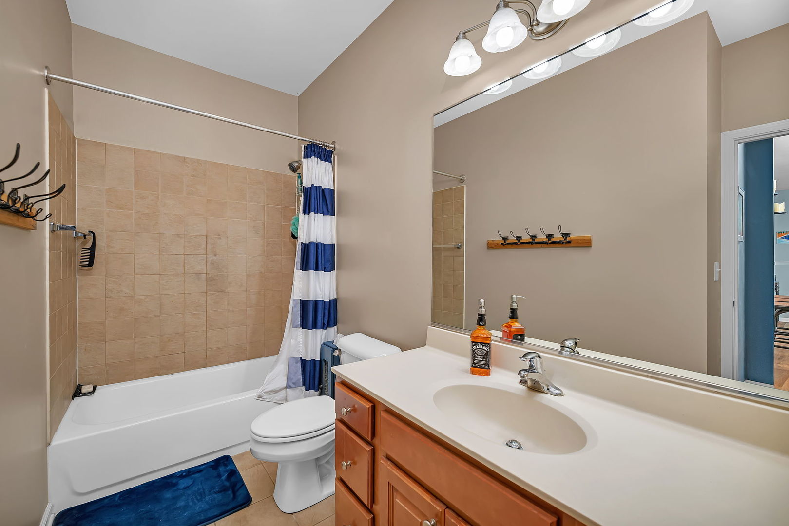 116 Clubhouse Lane #116, Oswego, IL 60543