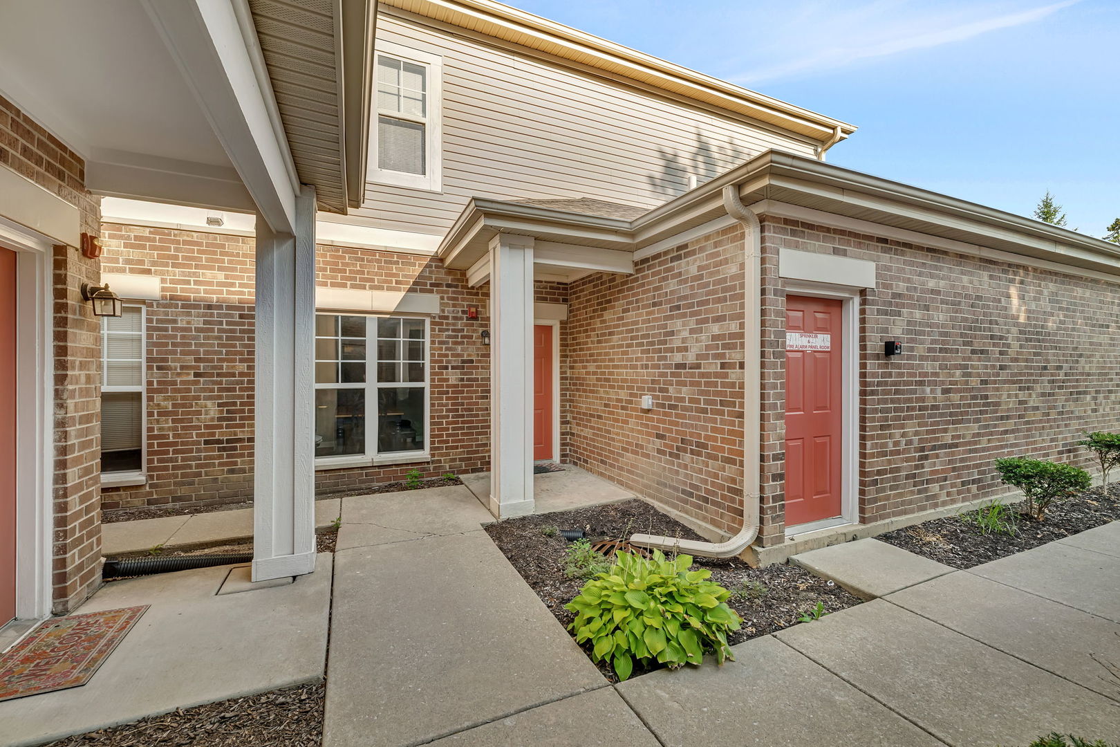 116 Clubhouse Lane #116, Oswego, IL 60543