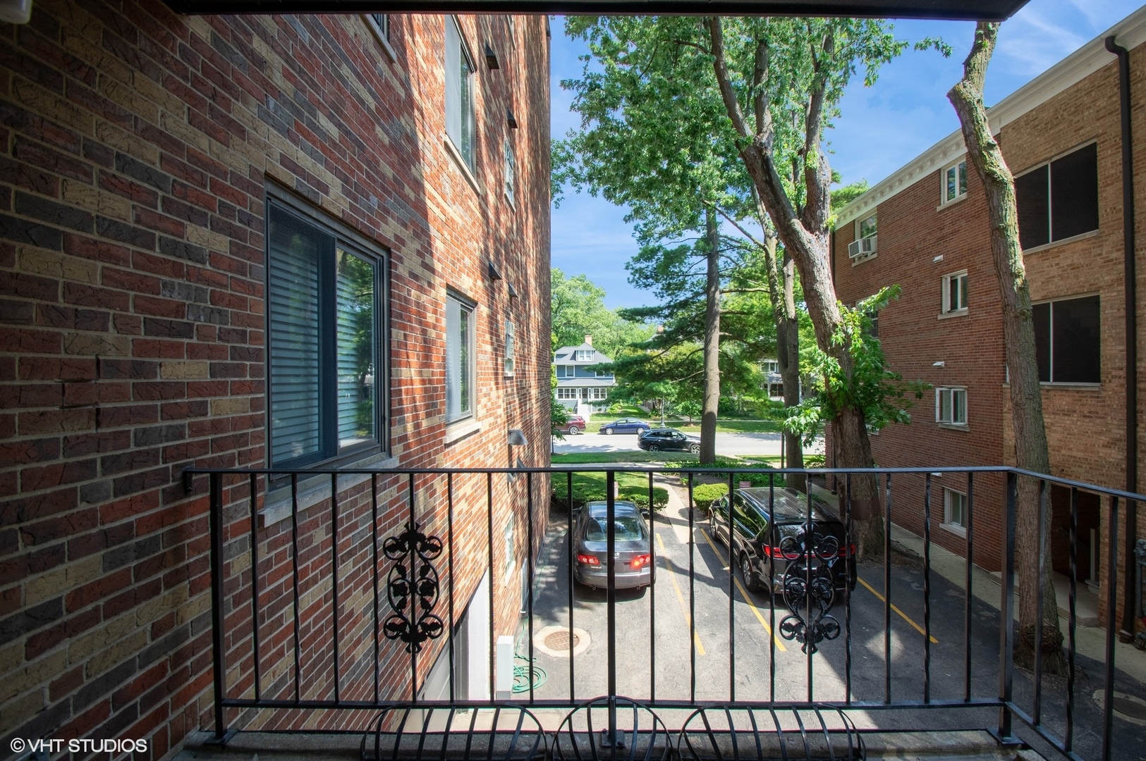 2300 SHERMAN Avenue #2D, Evanston, IL 60201