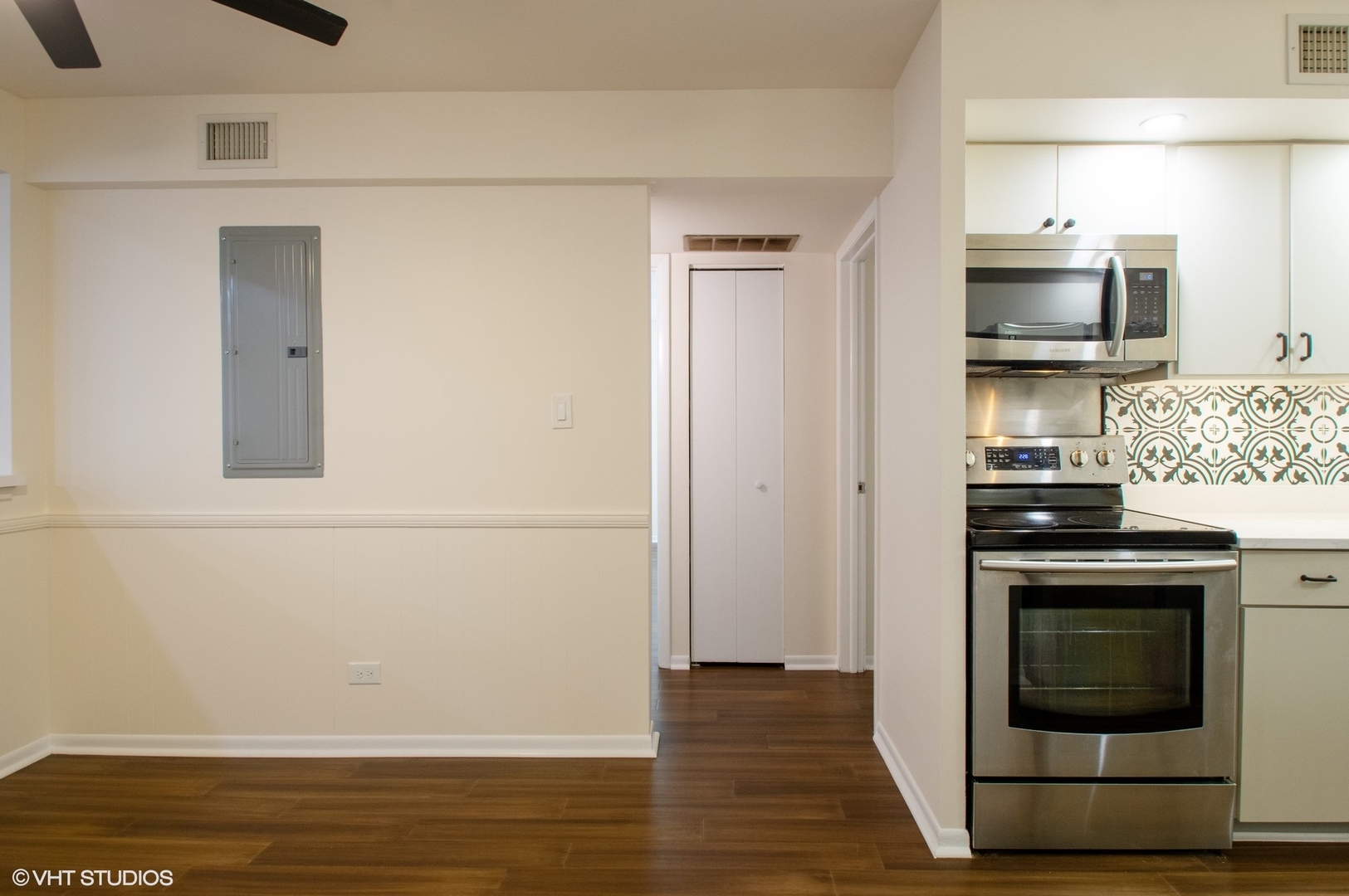 2300 SHERMAN Avenue #2D, Evanston, IL 60201