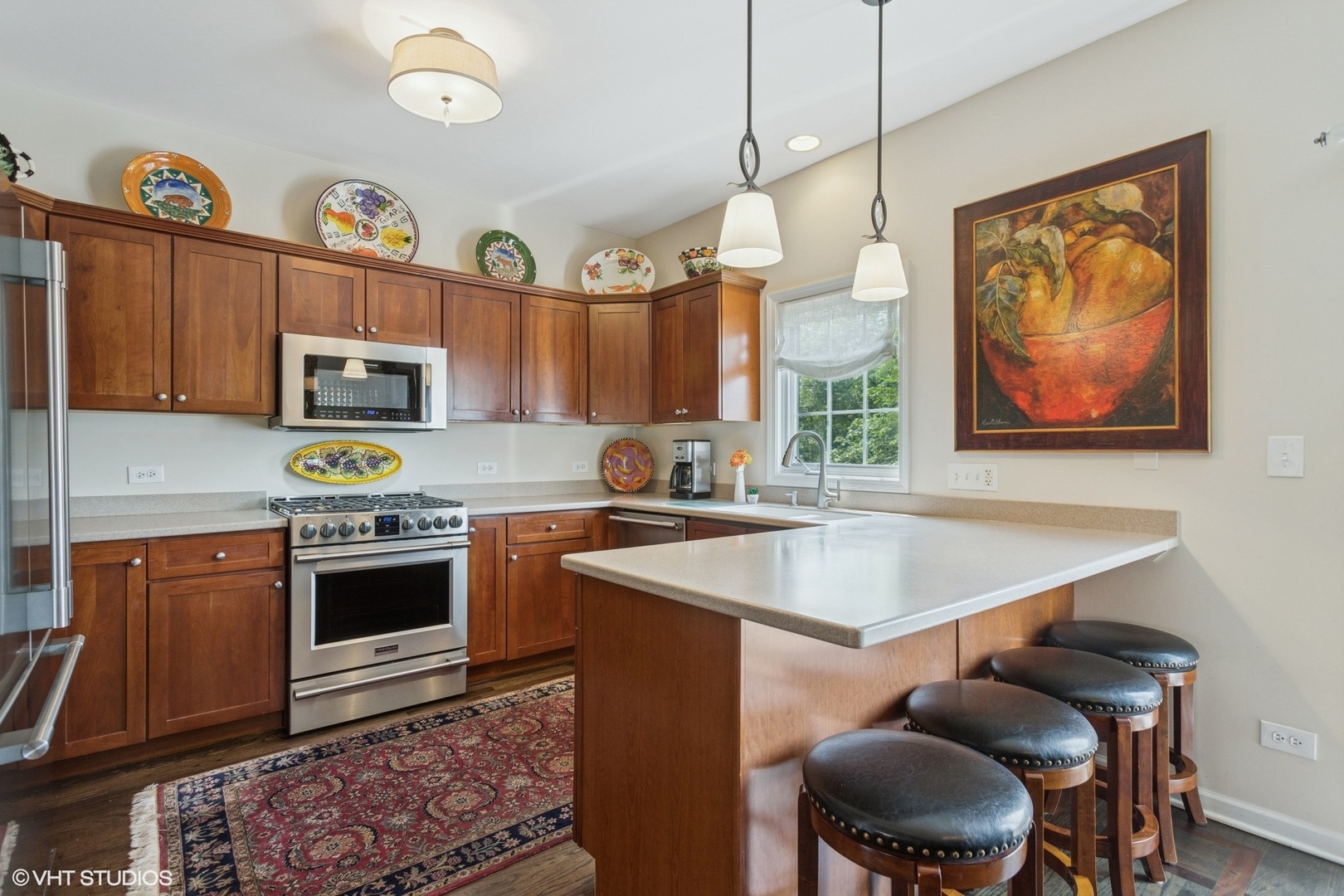 194 N Addison Avenue, Elmhurst, IL 60126