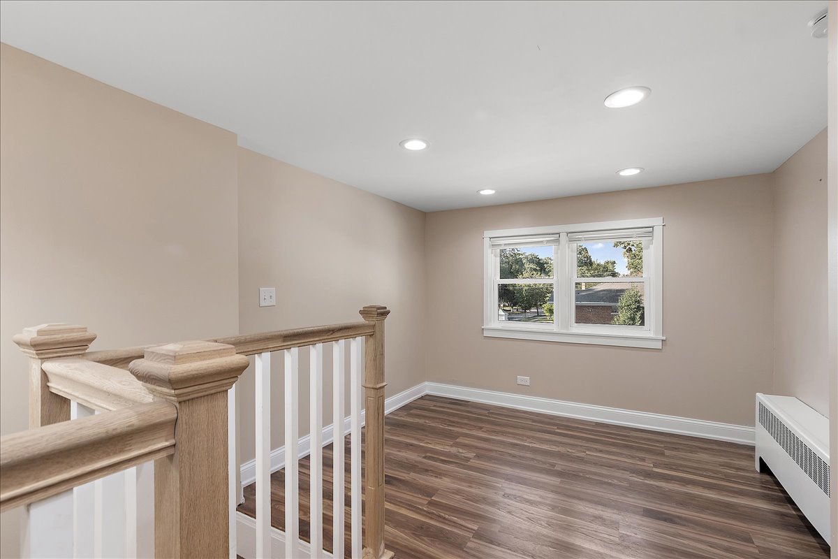 1758 Pine Road, Homewood, IL 60430