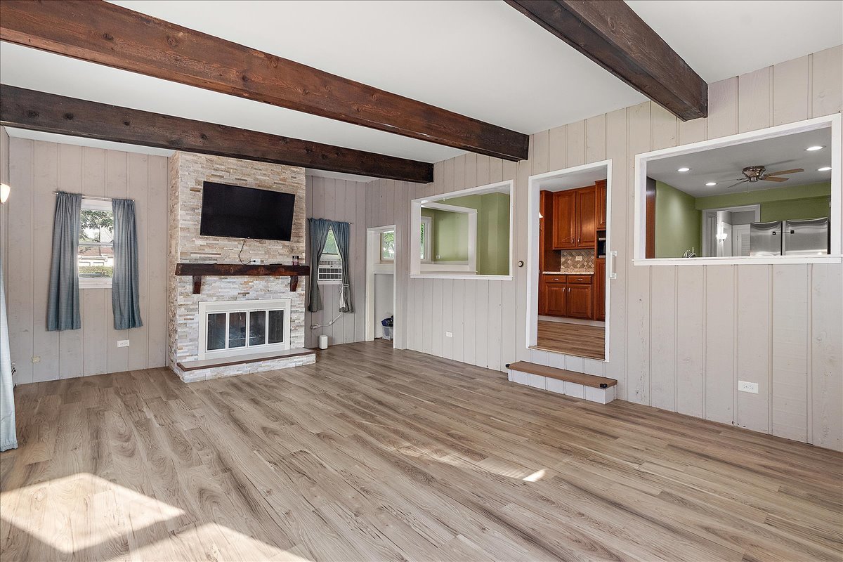 1758 Pine Road, Homewood, IL 60430