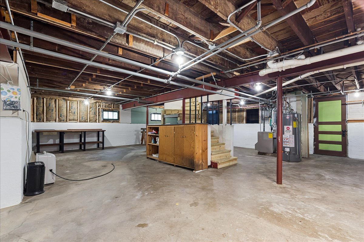 1758 Pine Road, Homewood, IL 60430