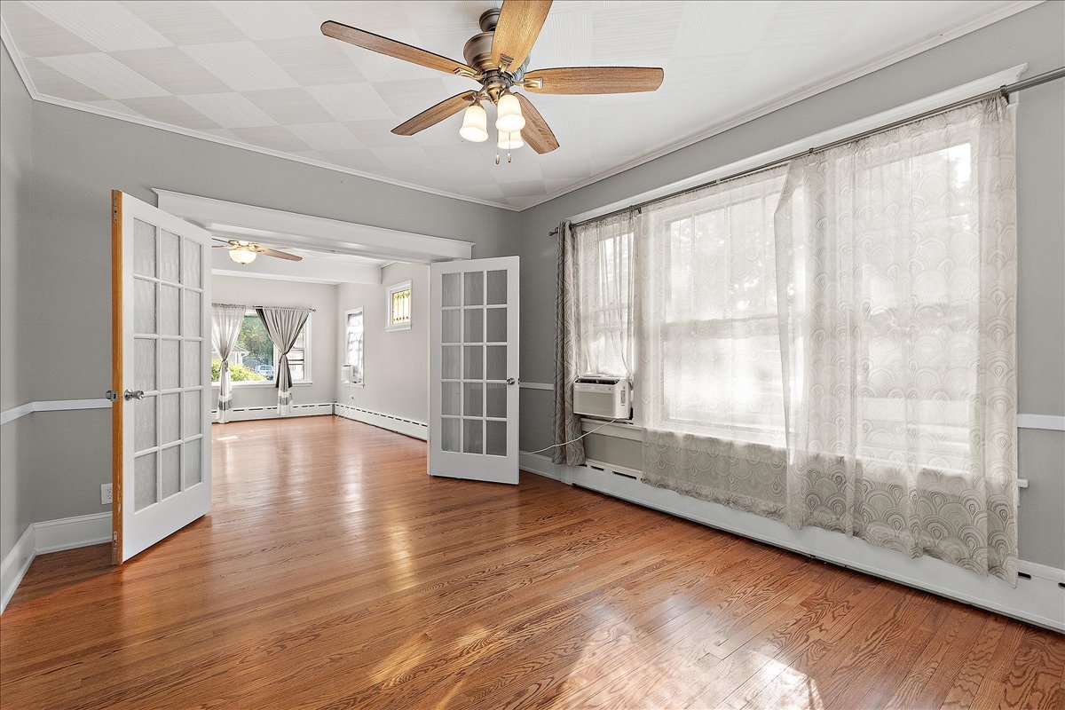 1758 Pine Road, Homewood, IL 60430