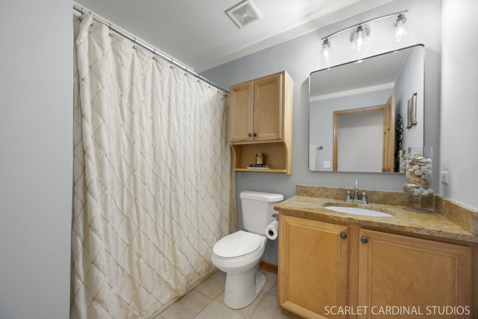 3174 Foxridge Court, Woodridge, IL 60517