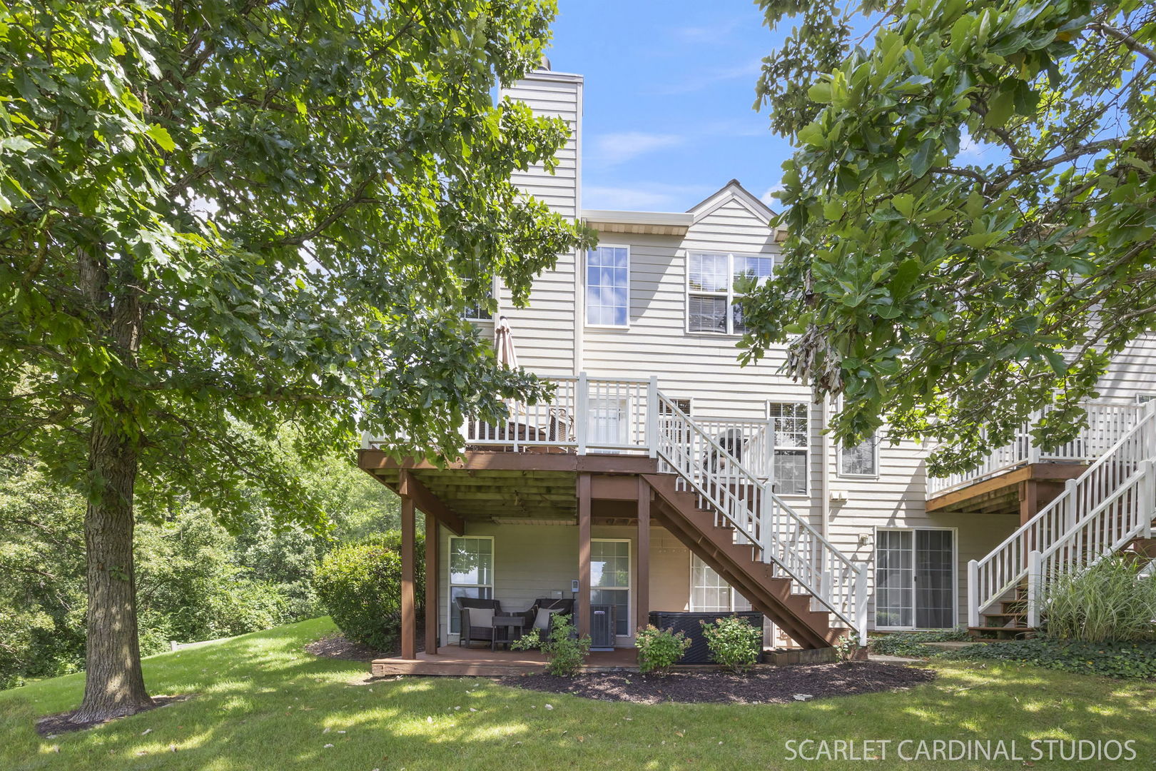 3174 Foxridge Court, Woodridge, IL 60517