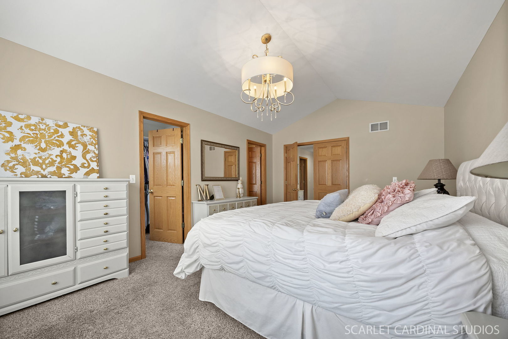 3174 Foxridge Court, Woodridge, IL 60517