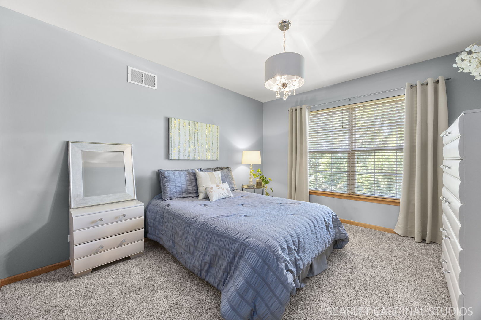 3174 Foxridge Court, Woodridge, IL 60517