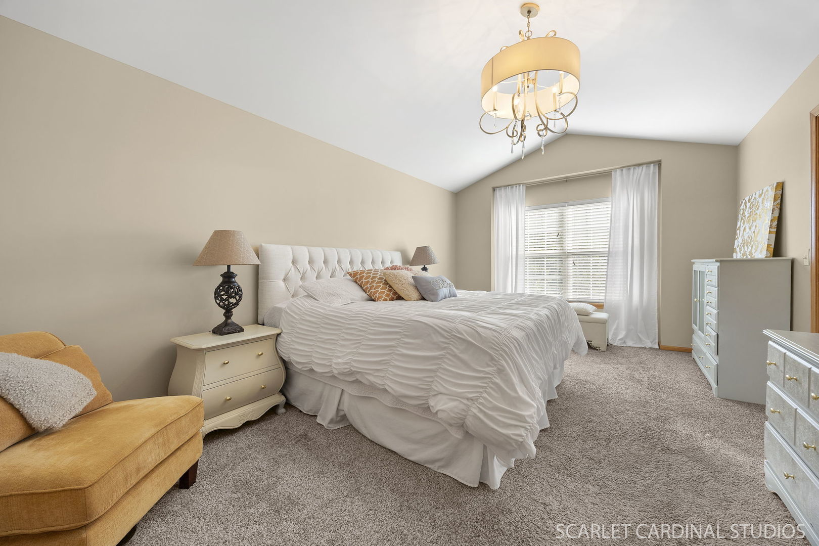 3174 Foxridge Court, Woodridge, IL 60517
