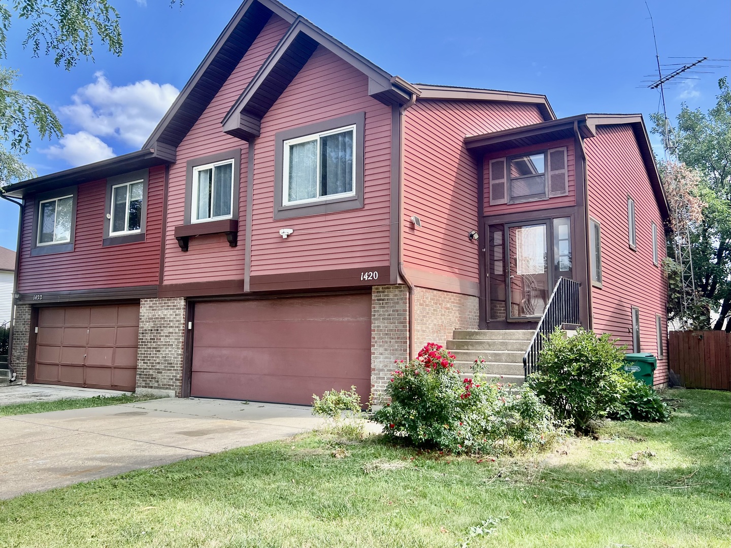 1420 Chippewa Trail, Wheeling, IL 60090