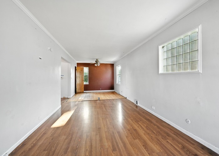 3310 Highland Avenue, Berwyn, IL 60402