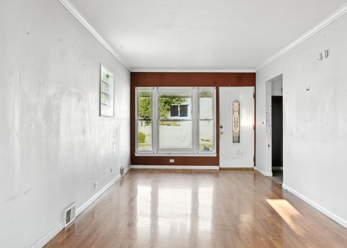 3310 Highland Avenue, Berwyn, IL 60402